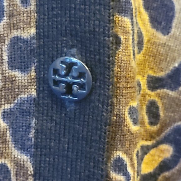 Tory Burch Merino Wool Vneck sweater - Picture 4 of 10